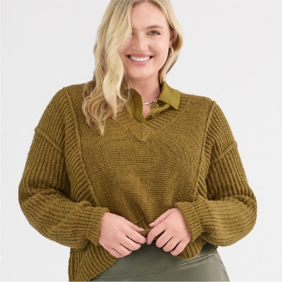 Cabi Monroe pullover sweater ,M. Fall 2024 - Picture 1 of 8
